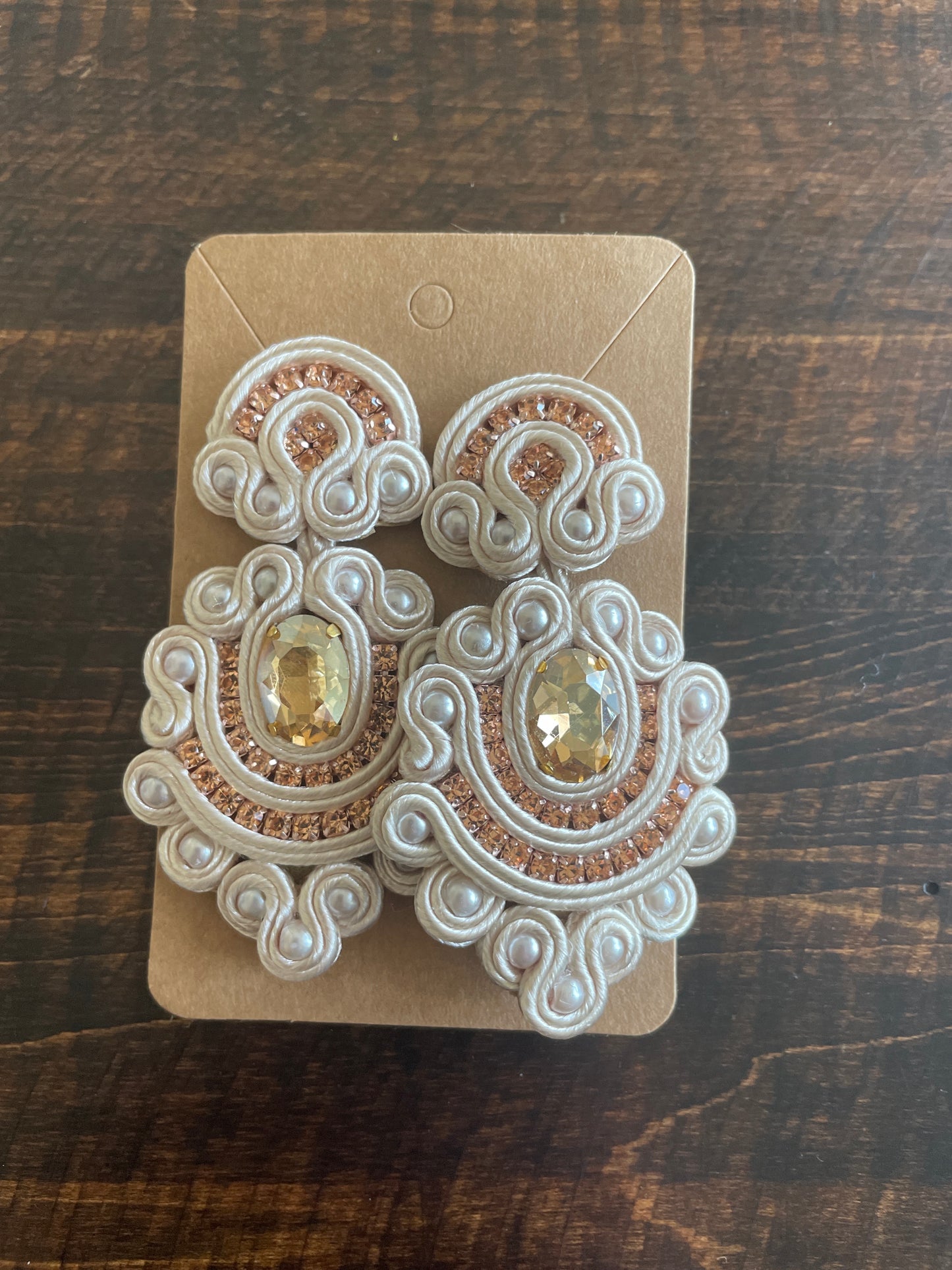 Novia Crystal Earring