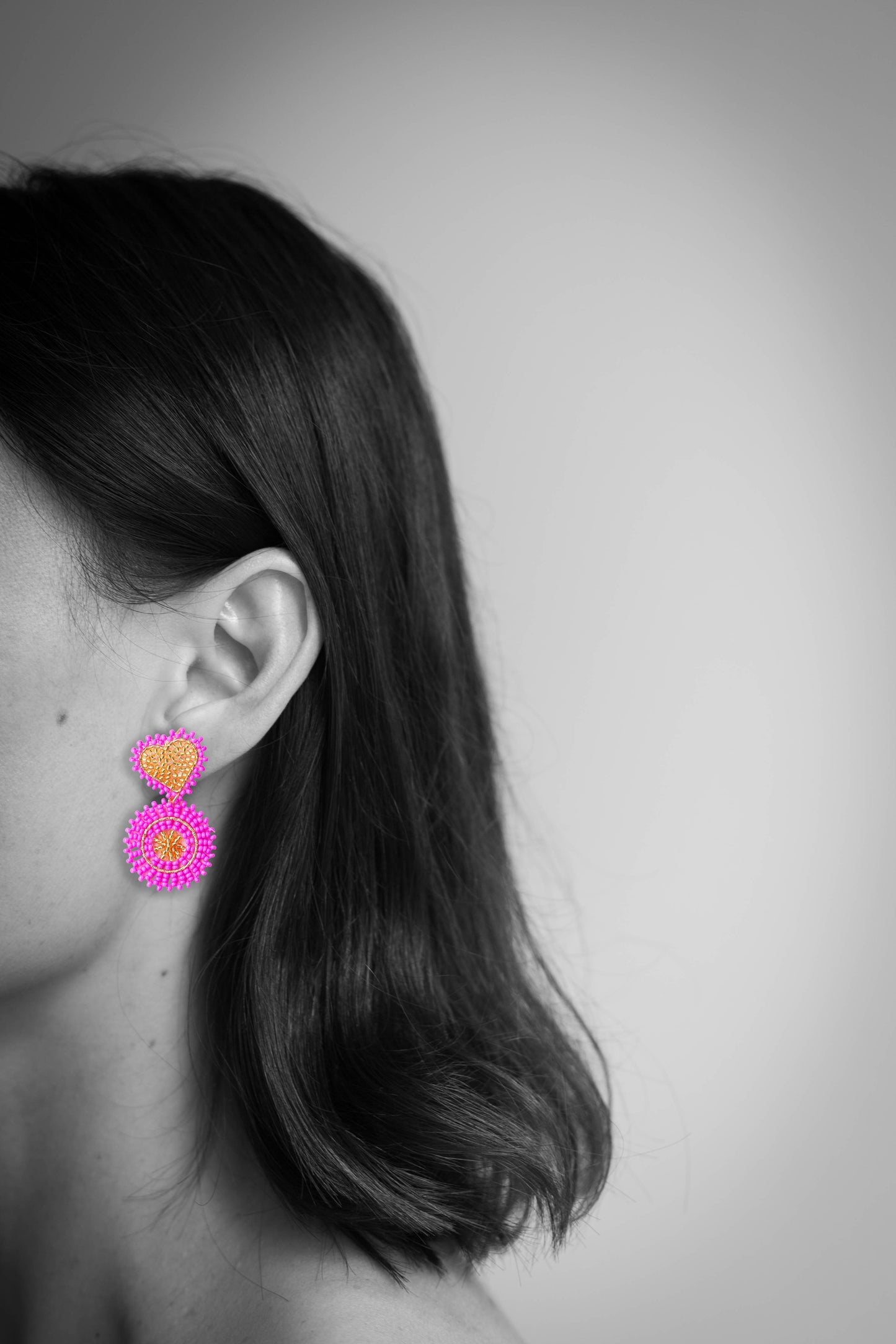 Beaded Confetti Heart Fuchsia Earring